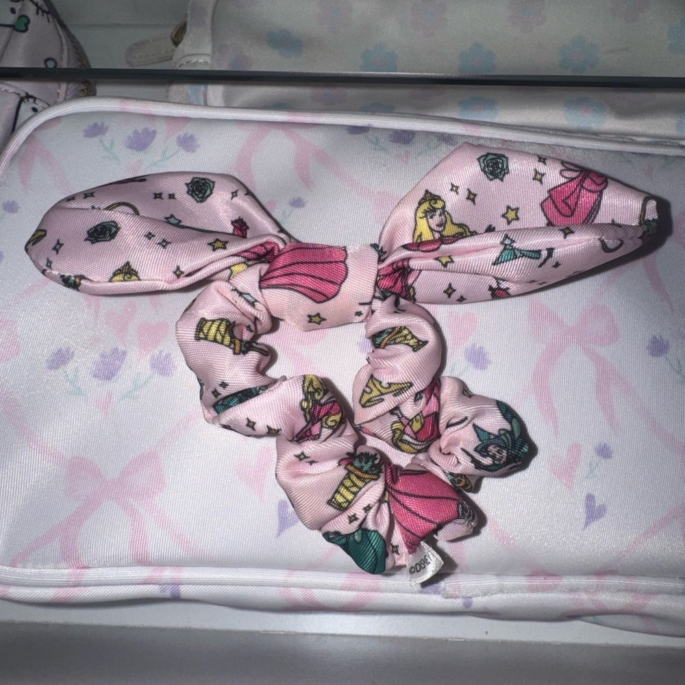 Stoney Clover Disney Princess Aurora Scrunchie NWOT